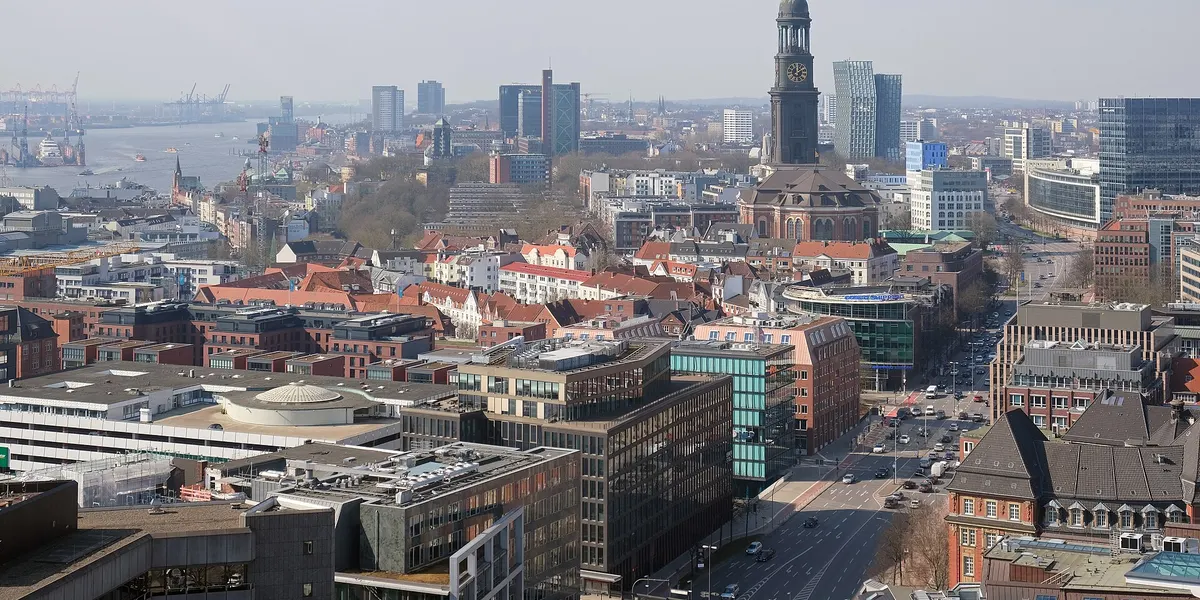 Hamburg view St. Nikolai