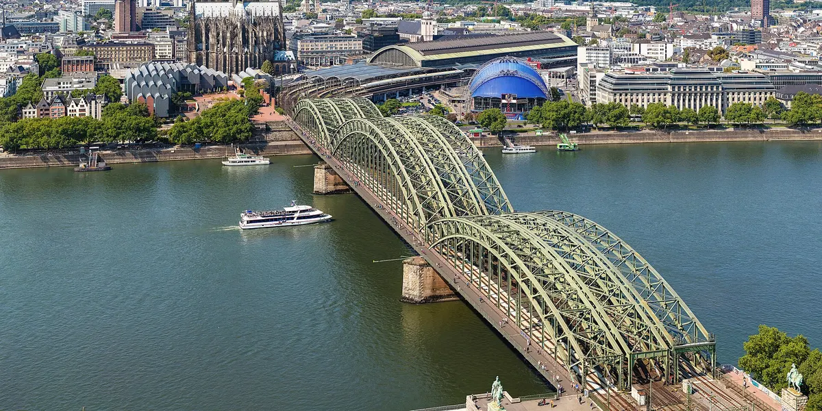 Stadtbild Köln (50MP)