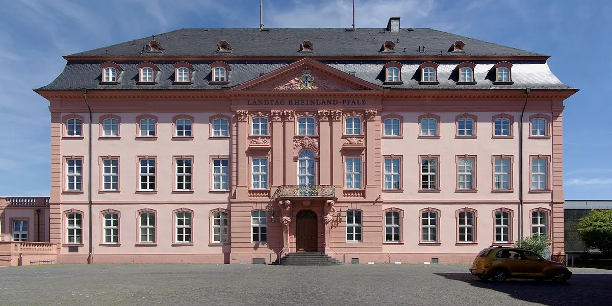 Mainz Deutschhaus BW 2012 08 18 13 28 02 in Rheinland-Pfalz